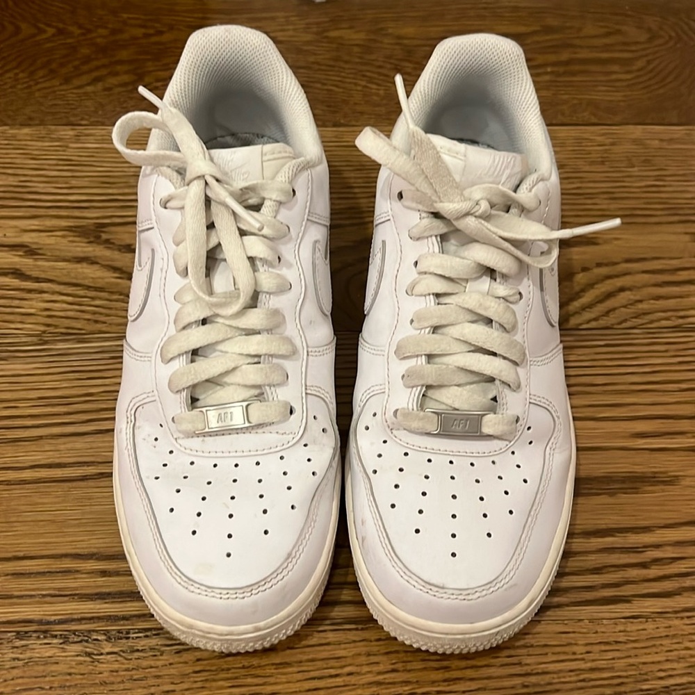 Nike Air Force 1s - White Size 9 US Womens